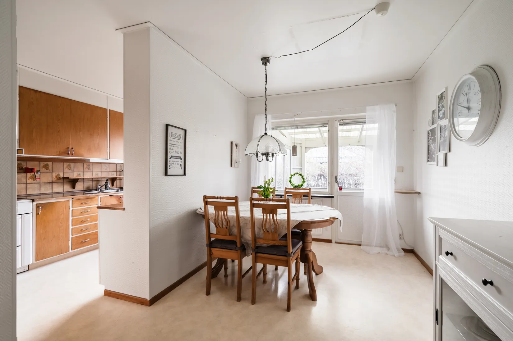 Villa, Snickarvägen 8, Bro/Gamla Bro, Upplands-Bro