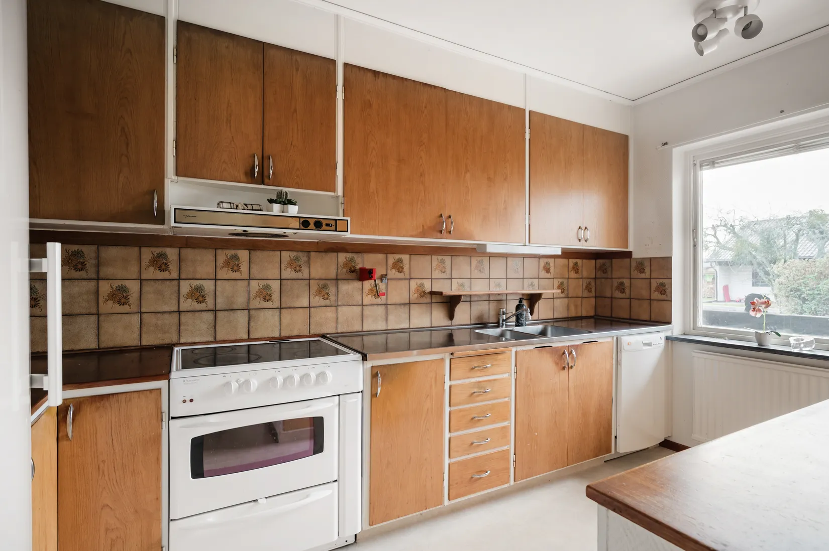 Villa, Snickarvägen 8, Bro/Gamla Bro, Upplands-Bro