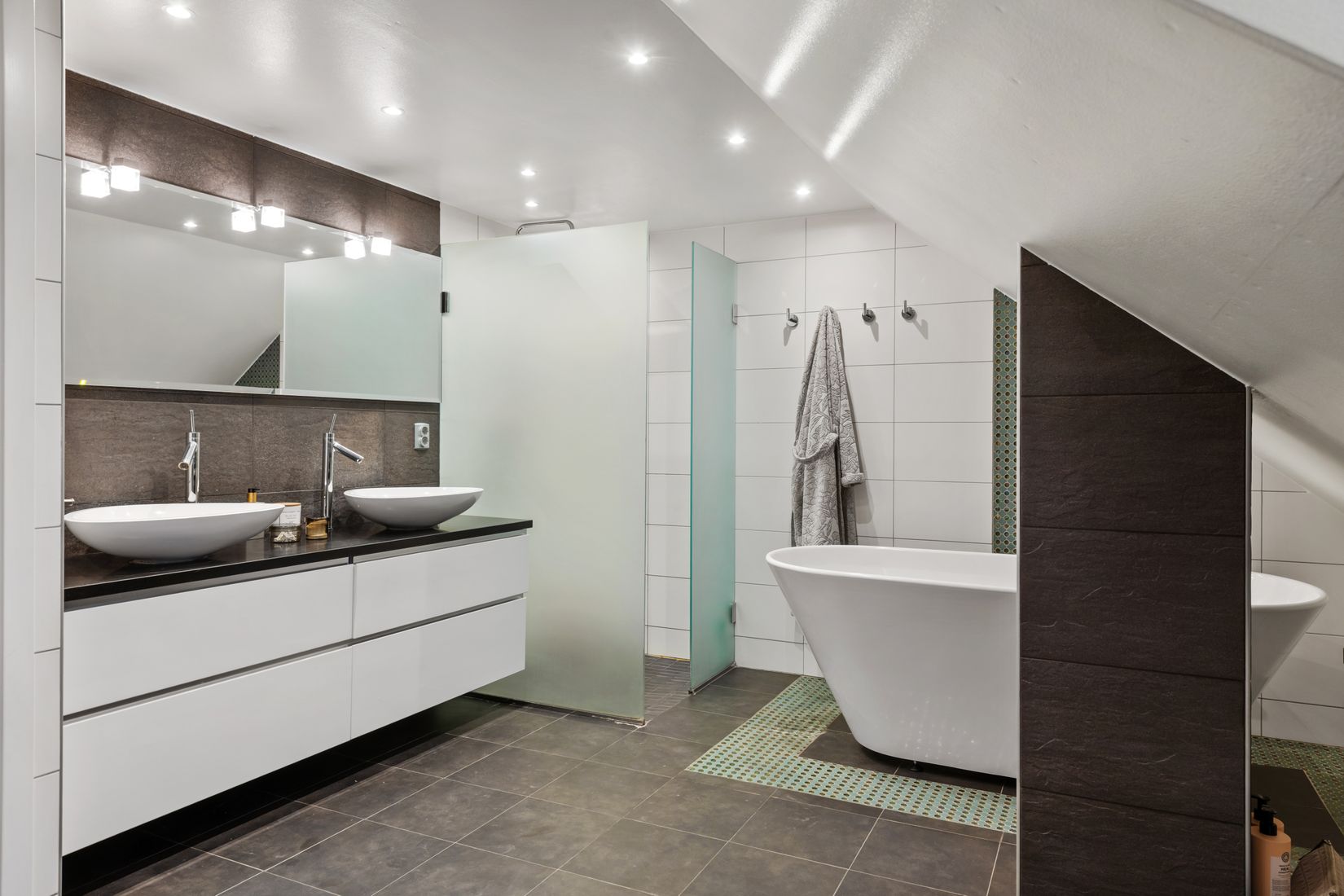 Villa, Tyrgränd 8, Täby Kyrkby, Täby