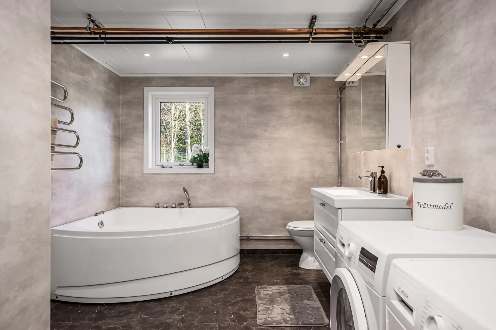 Gård/Skog, Stora Givhult NYGÅRD 205, Fegen, Falkenberg