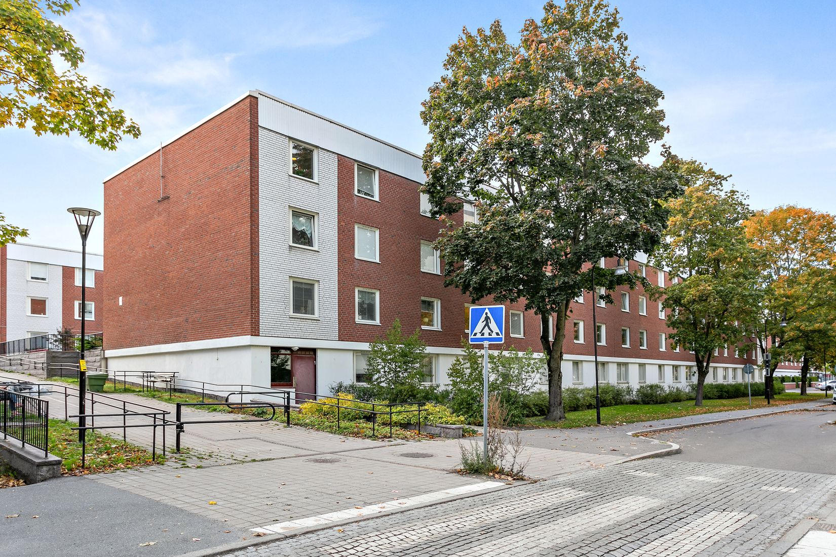 Bostadsrätt, Vänortsstråket 45C, 4rok + uthyrningslägenhet, Tureberg, Sollentuna