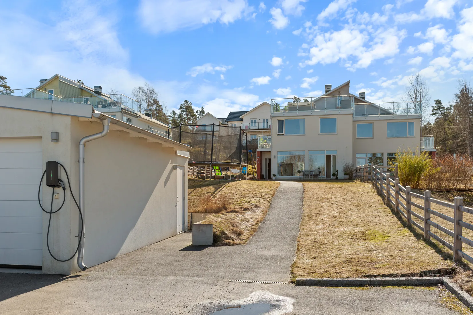 Bostadsrätt, Radhus, Torshällsvägen 31A, Torshäll, Värmdö