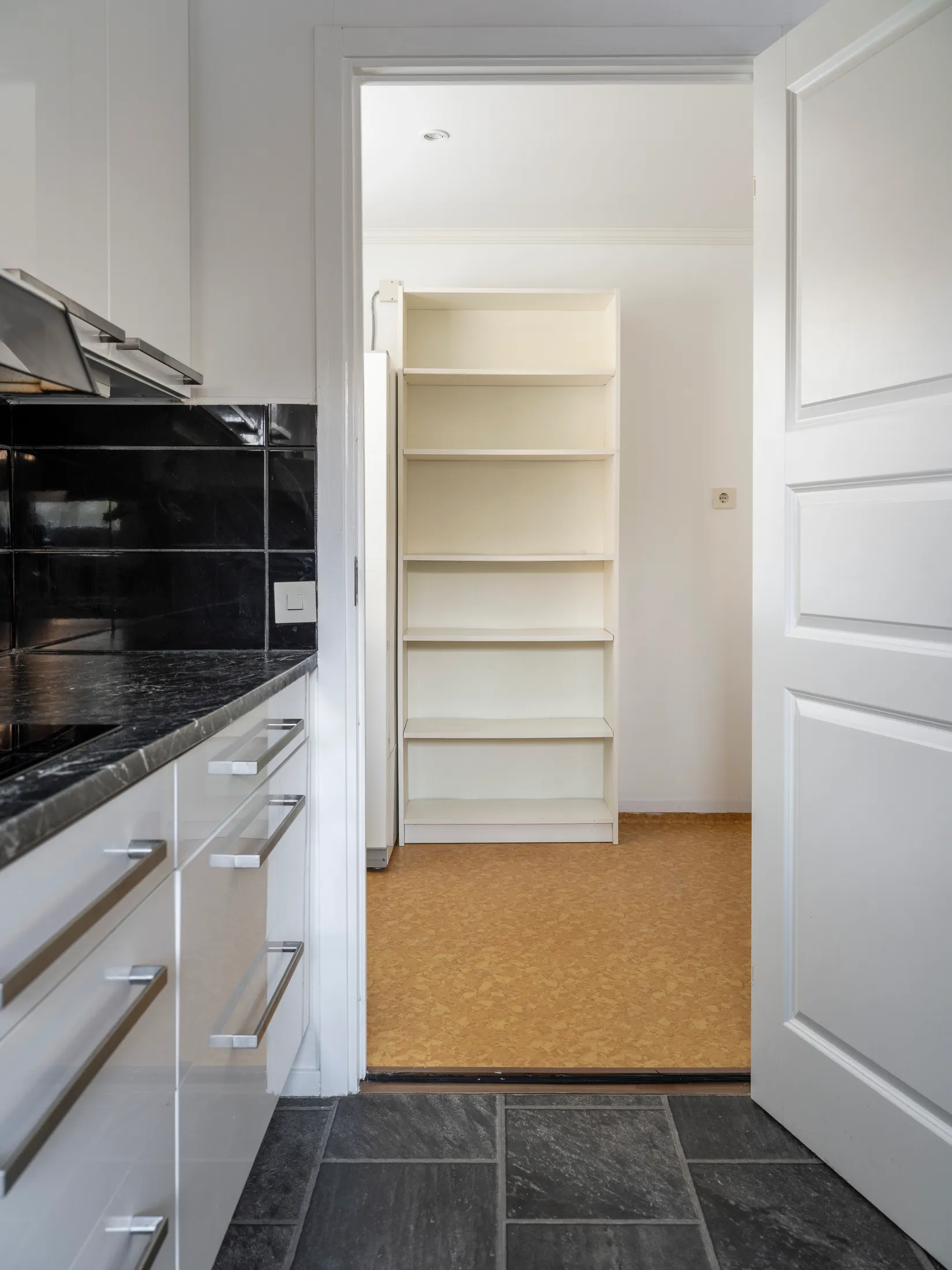 Villa, Alholmsbacken 6, Skärholmen, Stockholm