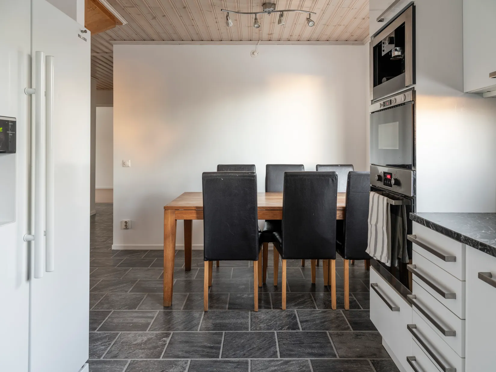 Villa, Alholmsbacken 6, Skärholmen, Stockholm