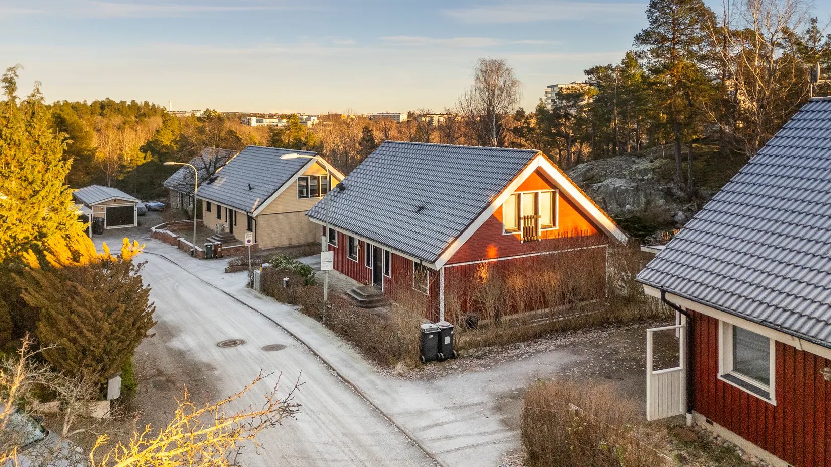 Villa, Alholmsbacken 6, Skärholmen, Stockholm