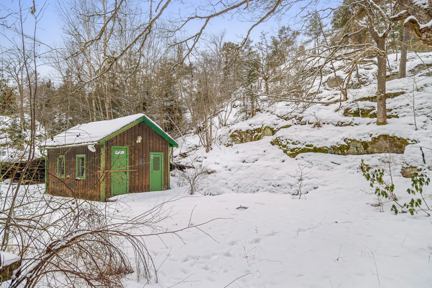 Villa, Doktorsvägen 17, Kattugglevägen 10, Vidja, Huddinge