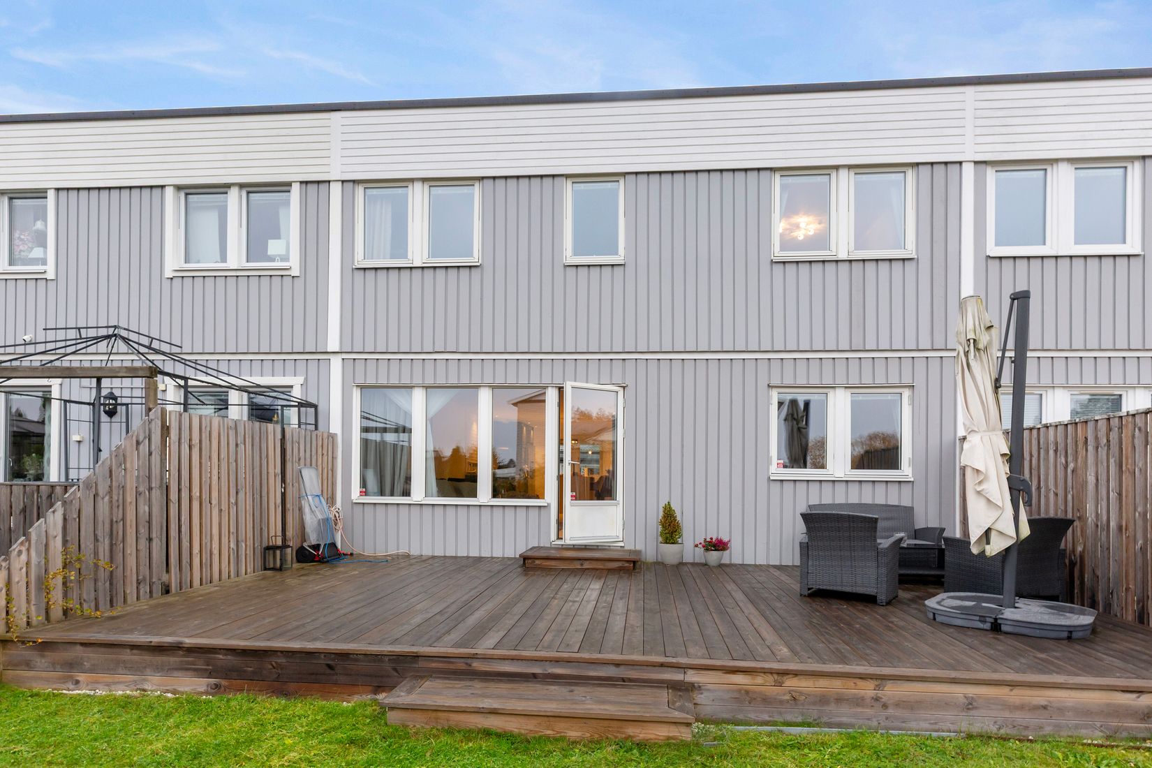 Villa, Radhus, Ryavägen 128, Töjnan, Sollentuna