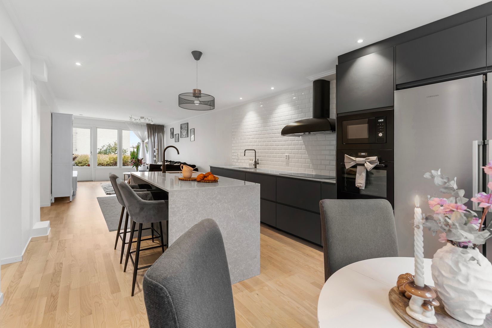 Villa, Radhus, Ryavägen 128, Töjnan, Sollentuna