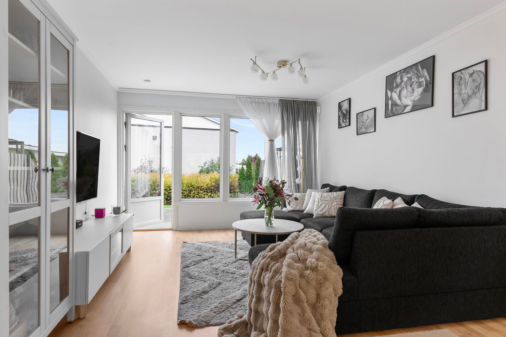 Villa, Radhus, Ryavägen 128, Töjnan, Sollentuna