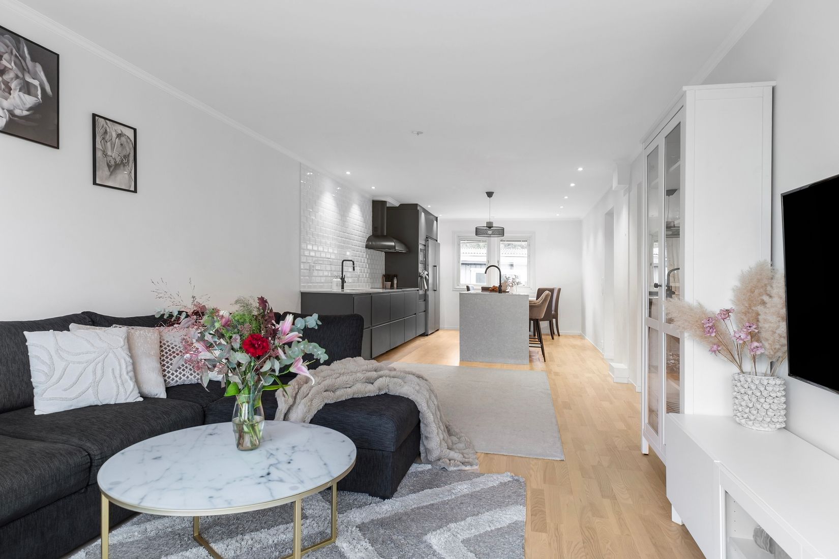 Villa, Radhus, Ryavägen 128, Töjnan, Sollentuna