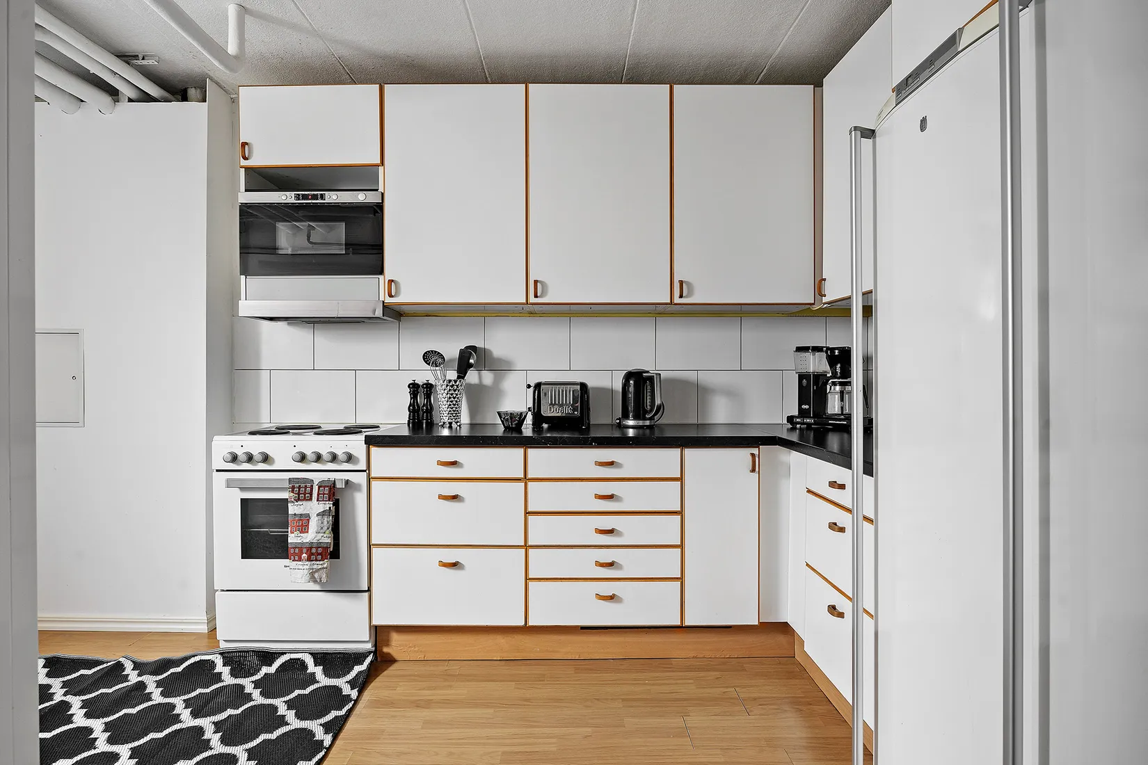 Villa, Radhus, Eksätravägen 52, Bredäng - Mälarhöjden, Stockholm