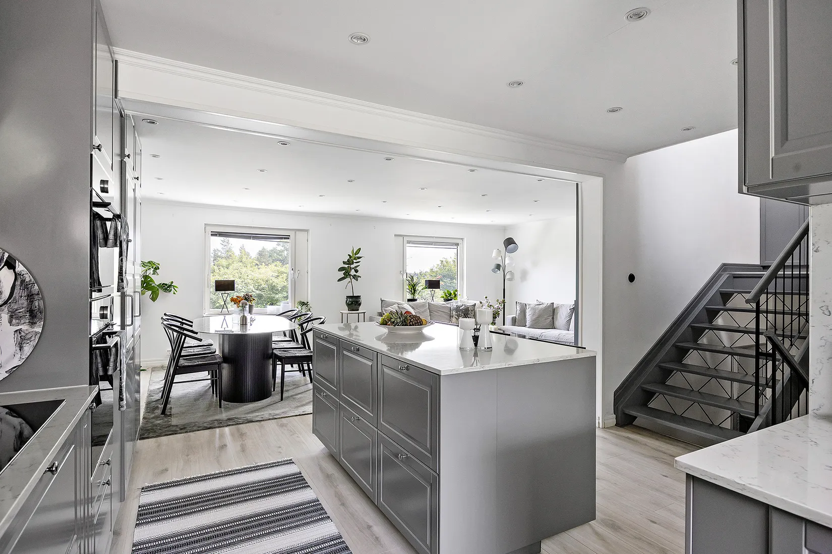 Villa, Radhus, Eksätravägen 52, Bredäng - Mälarhöjden, Stockholm