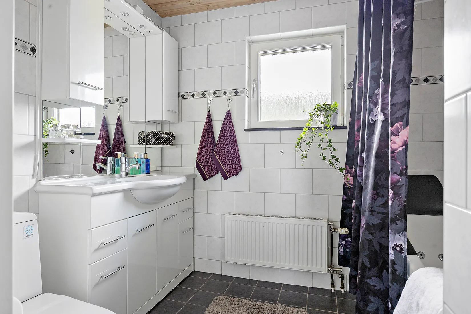 Villa, Radhus, Eksätravägen 52, Bredäng - Mälarhöjden, Stockholm