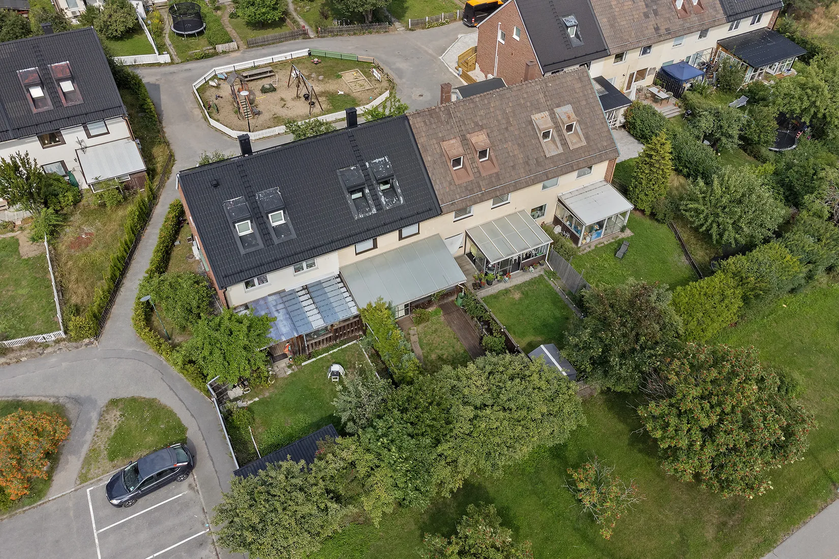 Villa, Radhus, Eksätravägen 52, Bredäng - Mälarhöjden, Stockholm