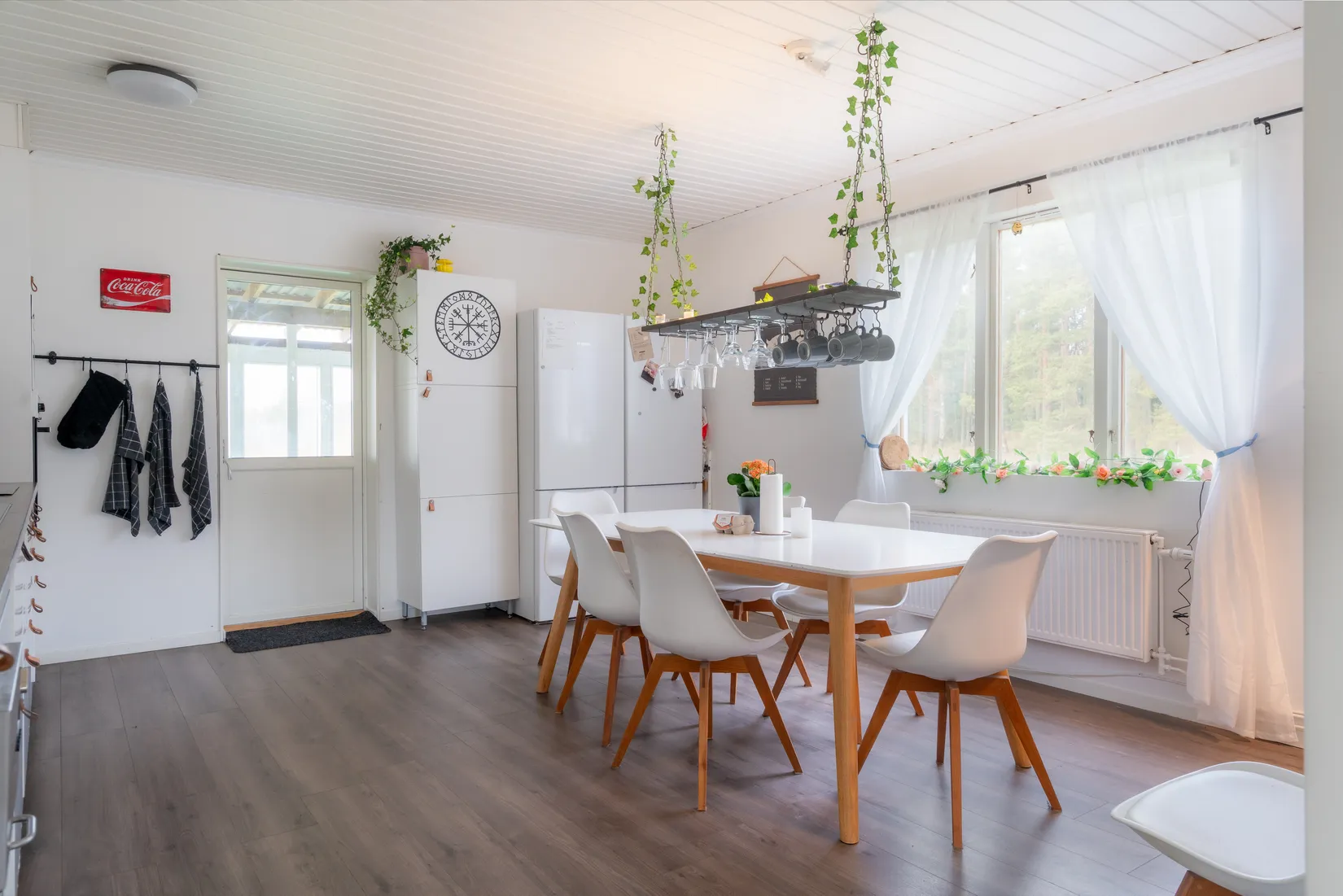 Gård/Skog, Storhult, Flen