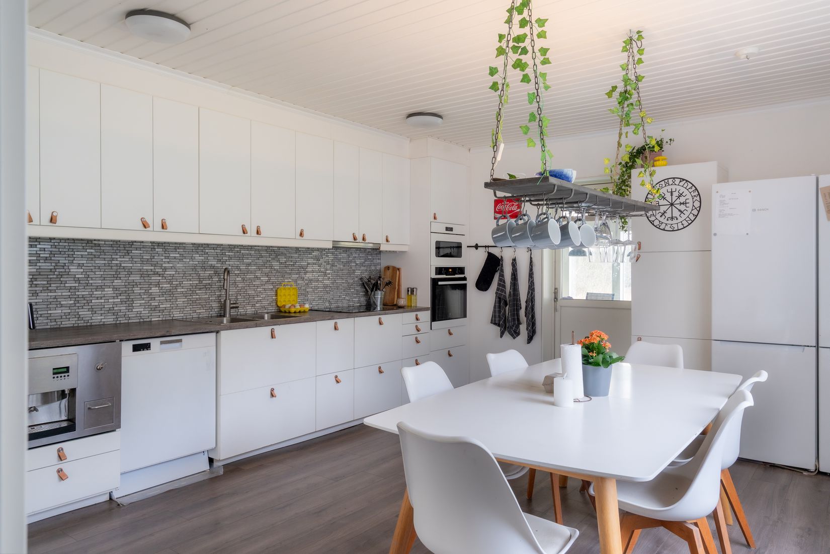 Gård/Skog, Storhult, Flen