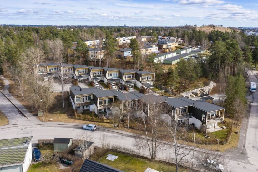 Bostadsrätt, Radhus, Gråvidegränd 18, Hässelby Norra Villastad, Stockholm