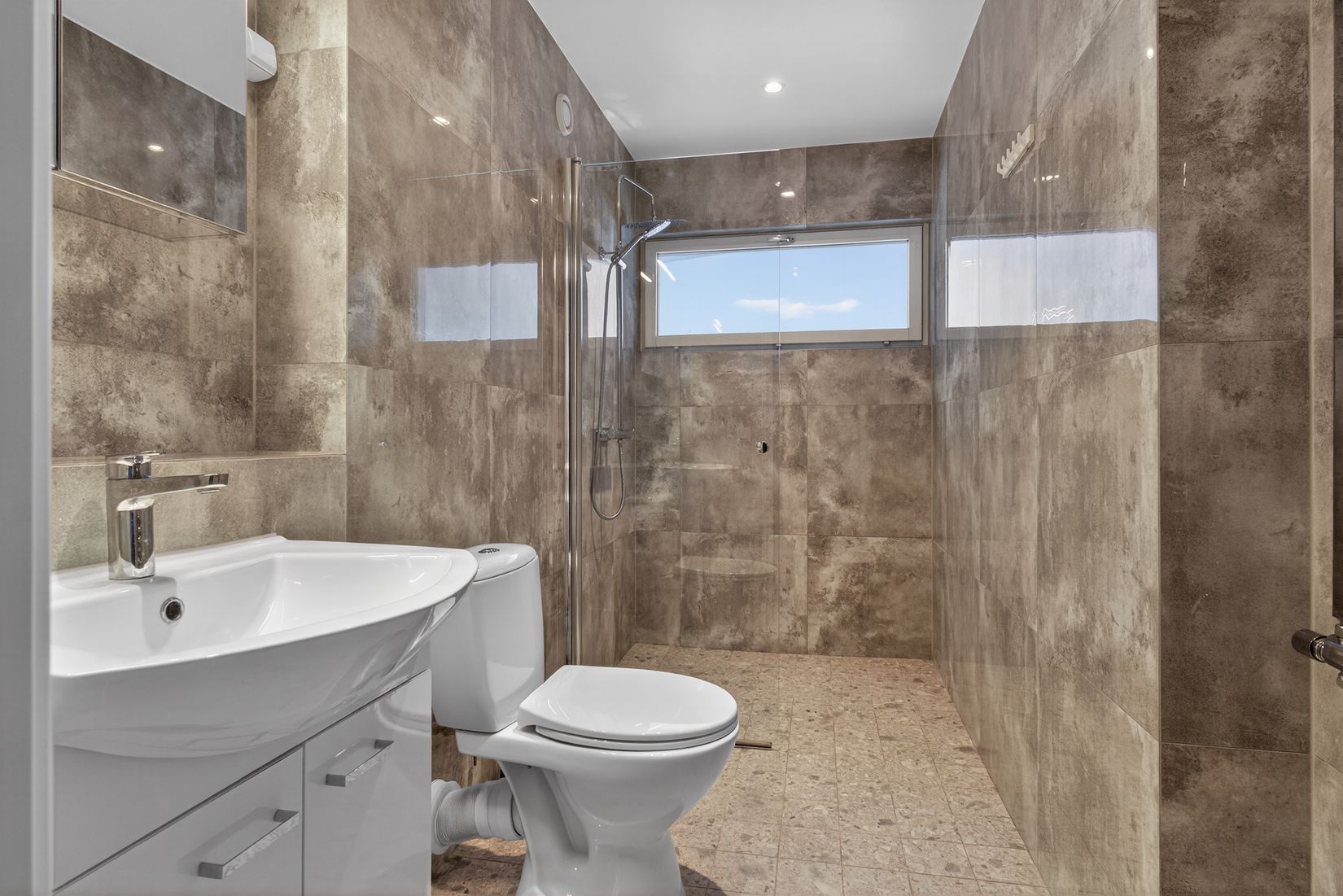 Bostadsrätt, Hallonbergsplan 18, Hallonbergen, Sundbyberg