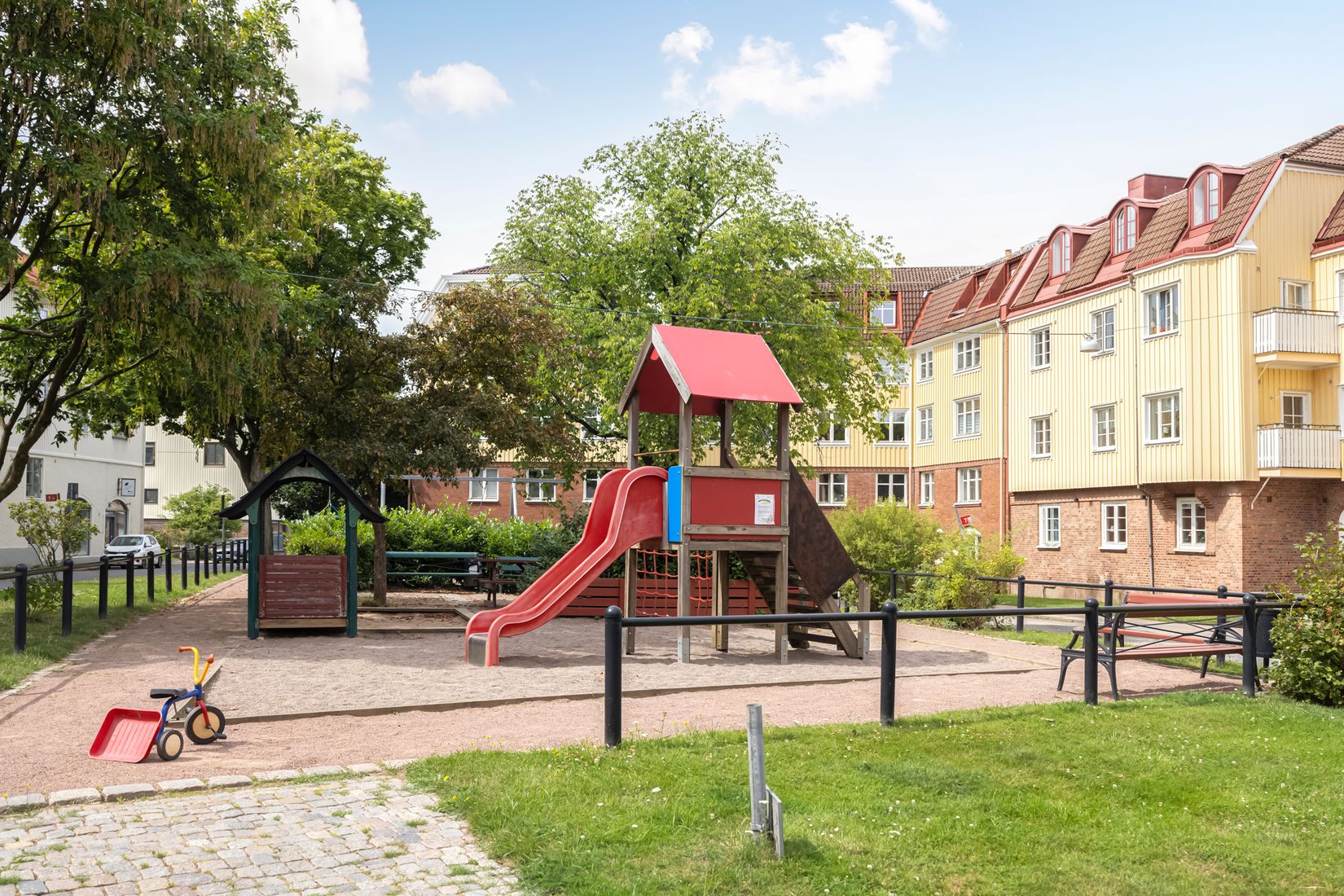 Bostadsrätt, Kungälvsgatan 8A, Bagaregården, Göteborg