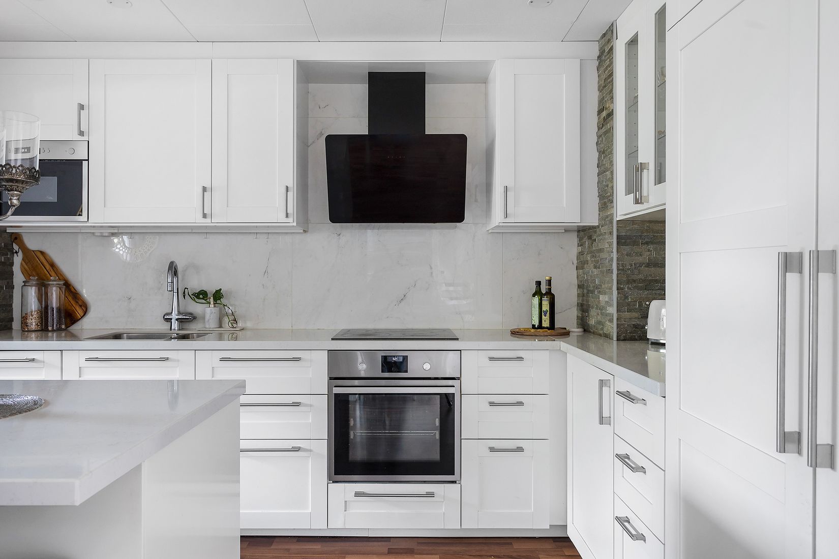 Radhus, Östergården 34, Östergården, Vallentuna