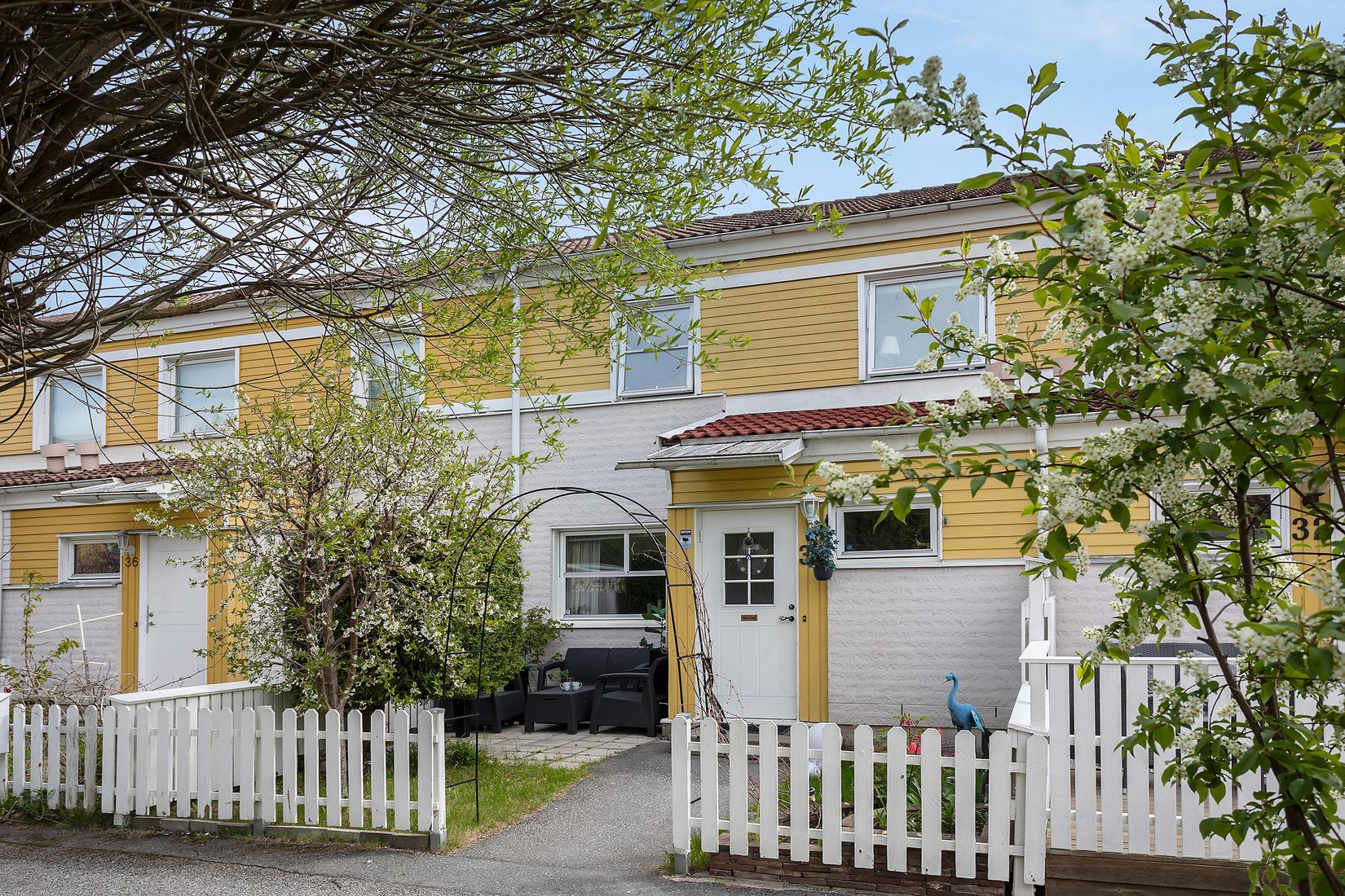 Radhus, Östergården 34, Östergården, Vallentuna