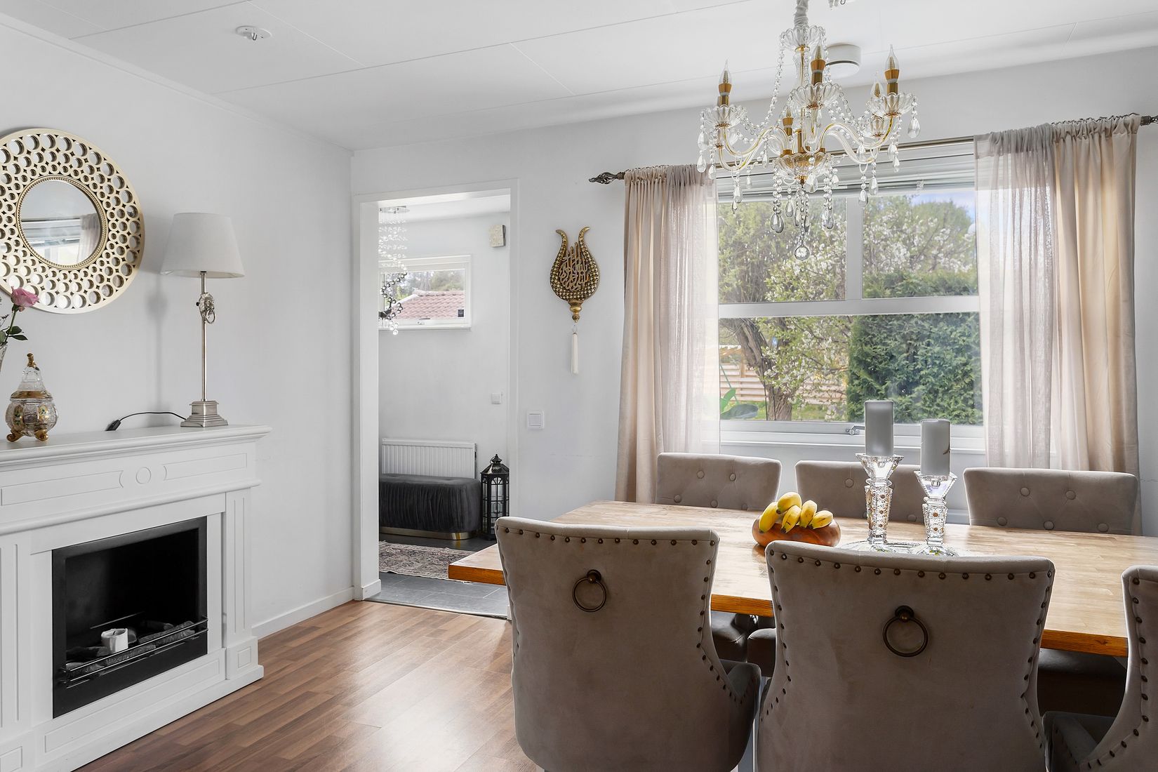 Radhus, Östergården 34, Östergården, Vallentuna