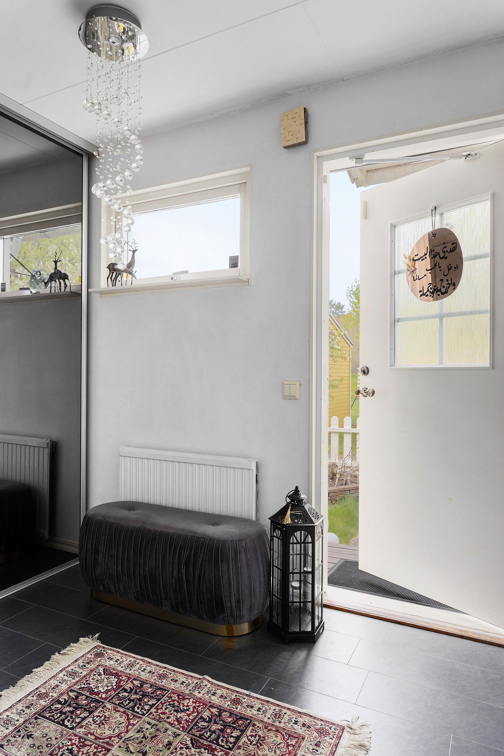 Radhus, Östergården 34, Östergården, Vallentuna