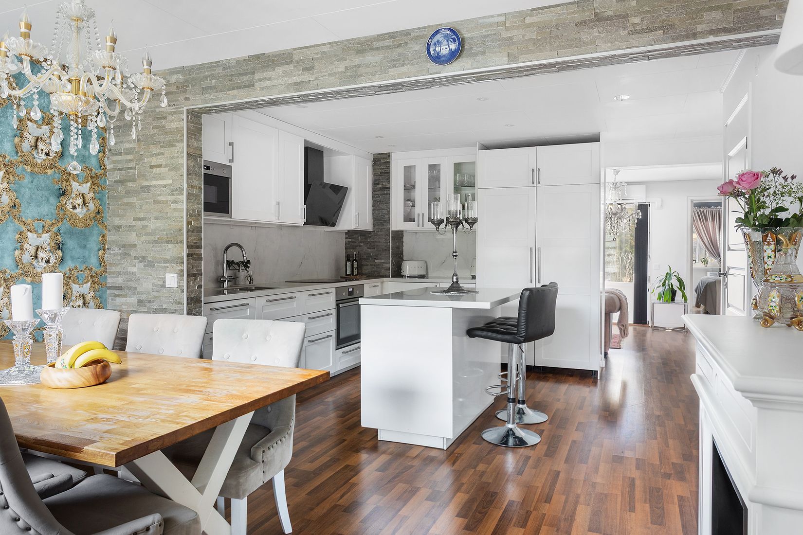 Radhus, Östergården 34, Östergården, Vallentuna