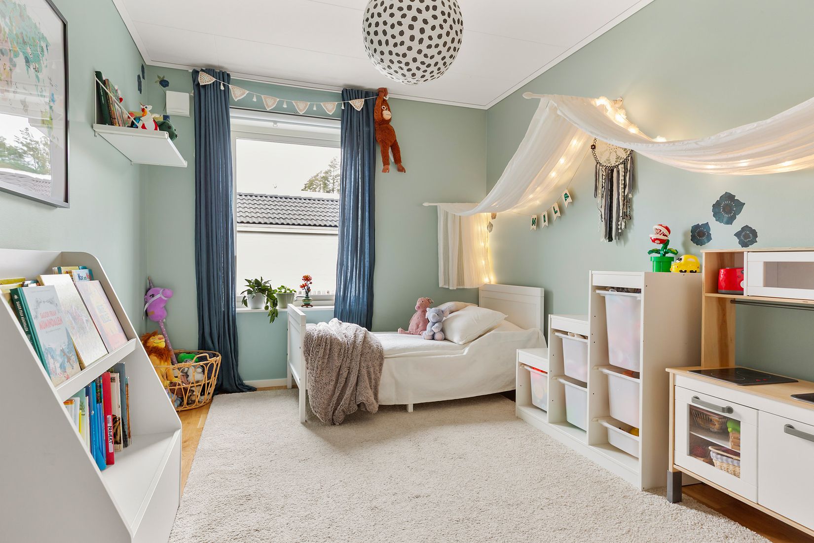 Villa, Tibble Skogsväg 28, Norrboda, Upplands-Bro