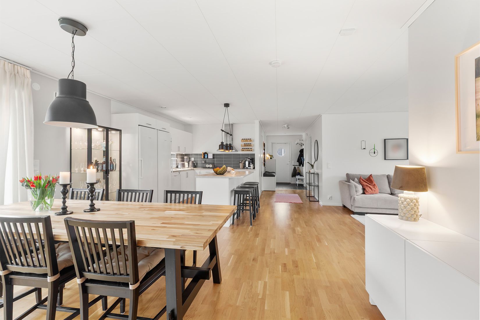 Villa, Tibble Skogsväg 28, Norrboda, Upplands-Bro