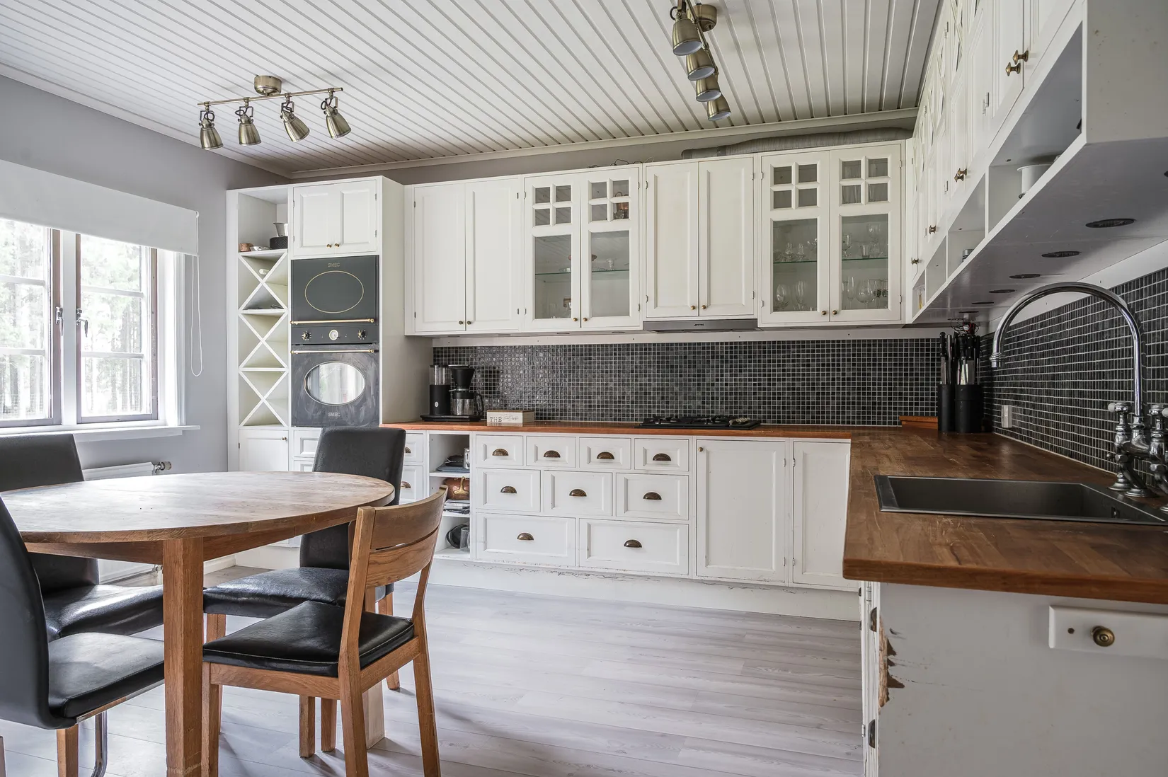 Villa, Bjärka Västgötagården 1, Skara