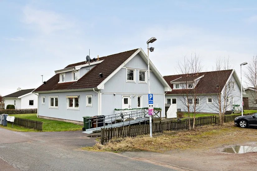 Radhus, Murhammarvägen 11C & 11D, Kareby, Kungälv