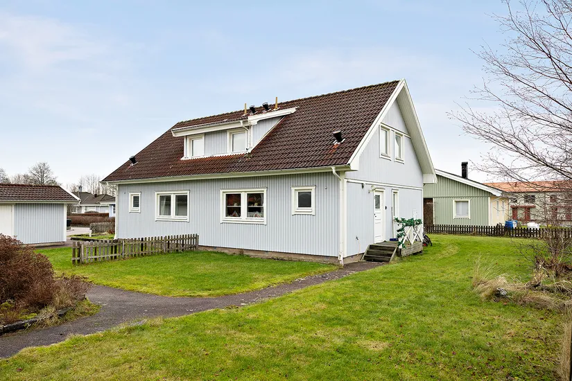 Radhus, Murhammarvägen 11A & 11B, Kareby, Kungälv