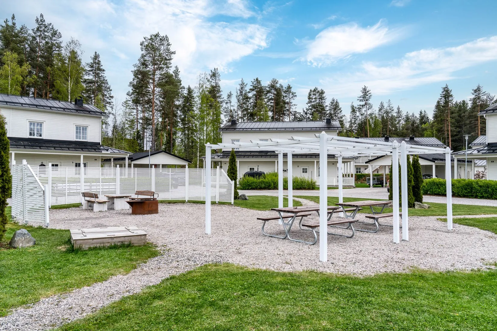 Radhus, Bjungnäsvägen 8A, Sundborn, Falun