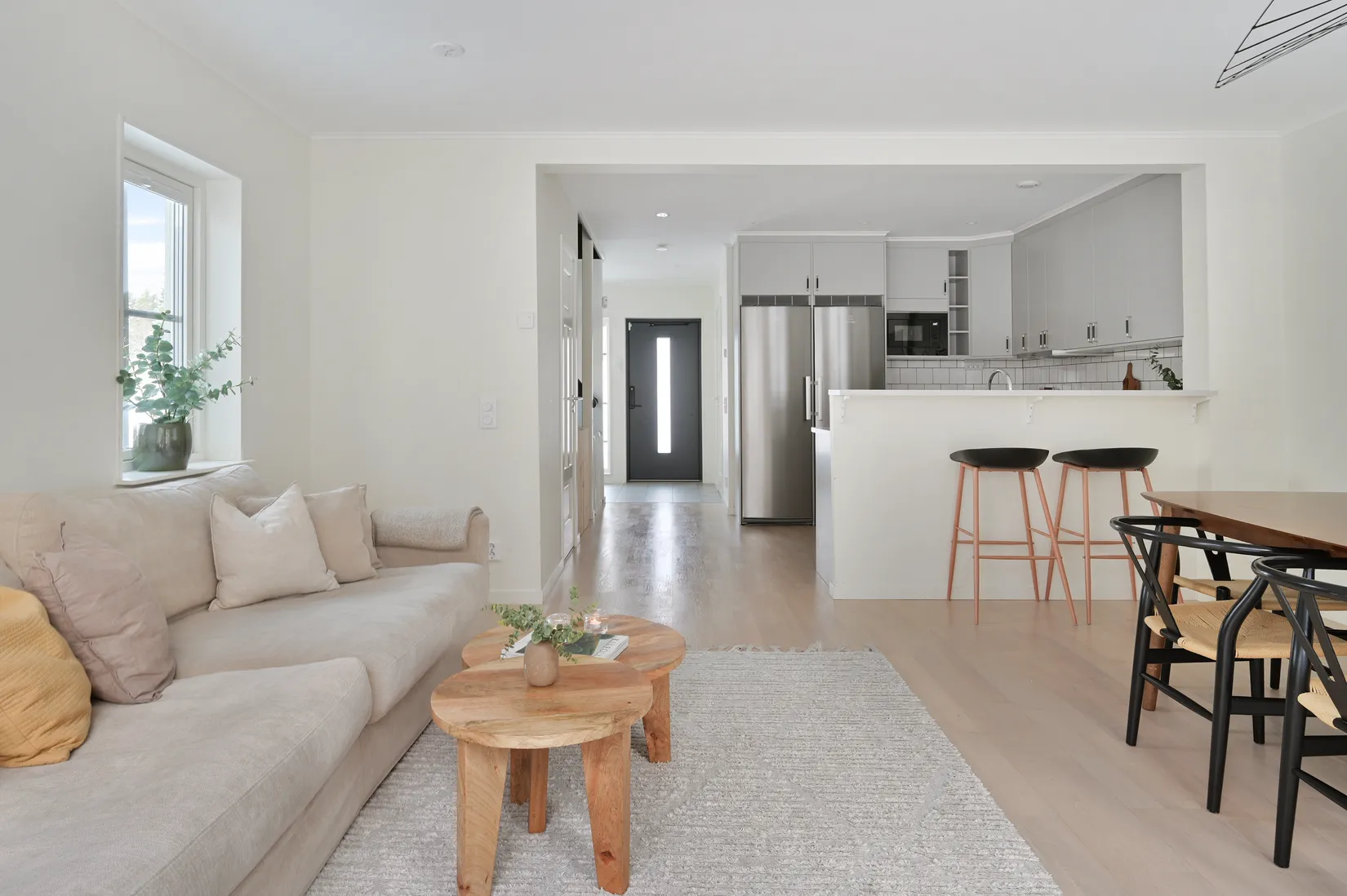 Bostadsrätt, Radhus, Ormbackavägen 79, Skälby, Järfälla