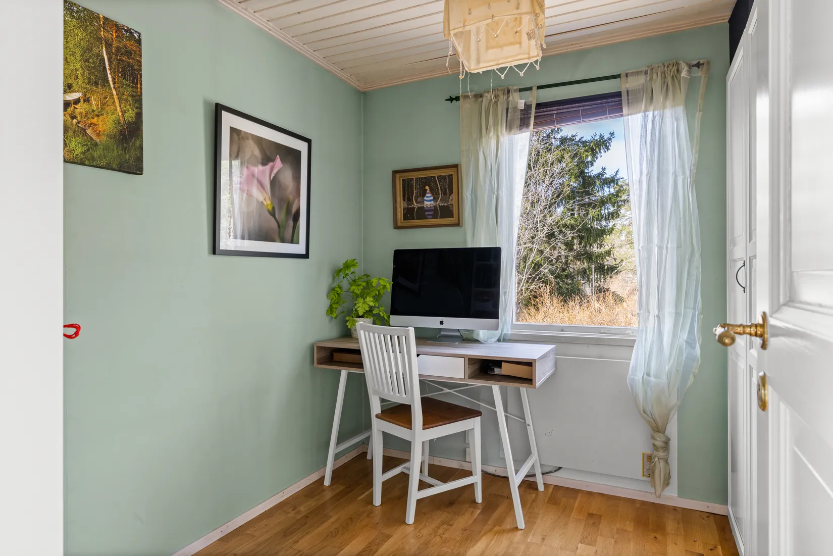 Villa, Bromsvägen 5, Raksta/Solberga/Bergholm, Tyresö