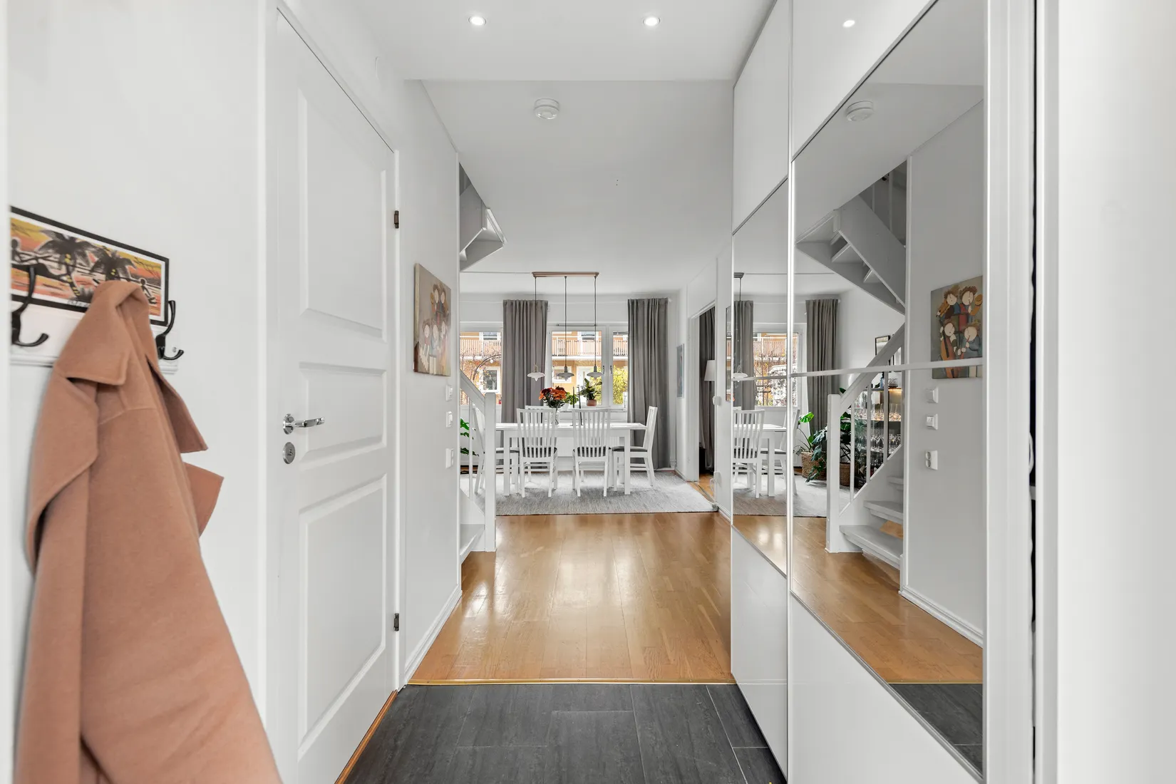 Radhus, Starbovägen 38, Vällingby Nälsta, Stockholm
