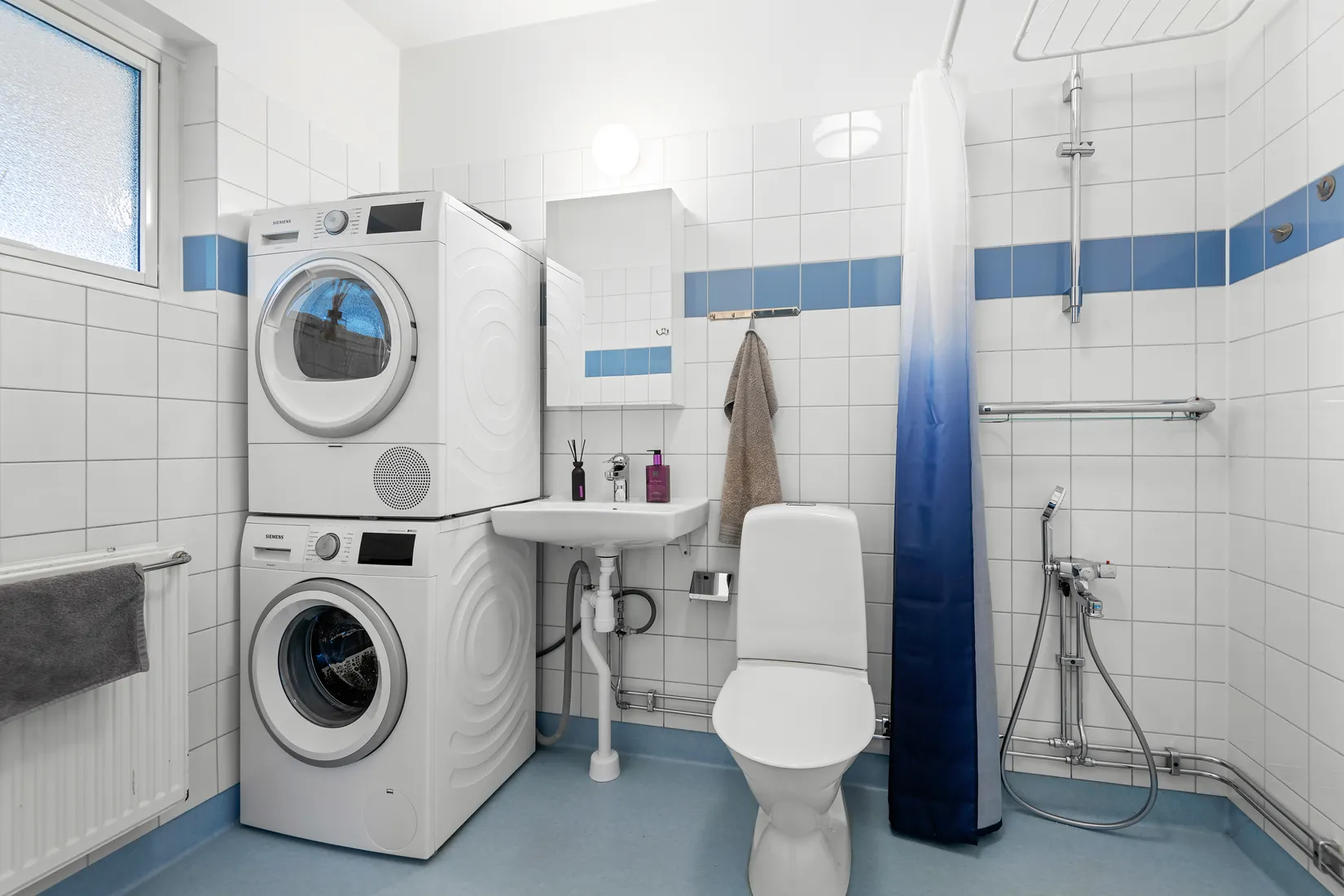 Radhus, Starbovägen 38, Vällingby Nälsta, Stockholm