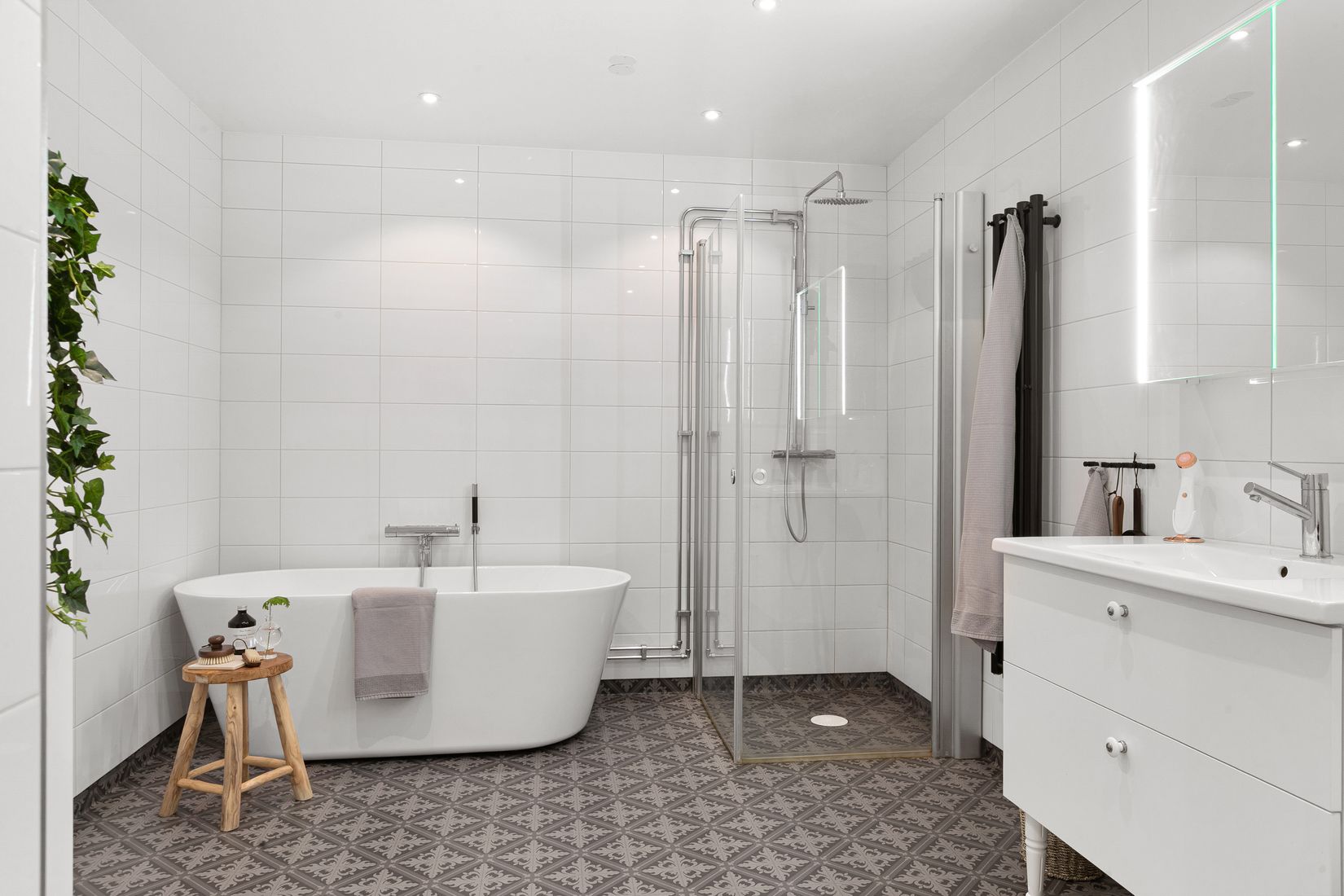 Villa, Ängshyddevägen 6, Furuvik, Gävle