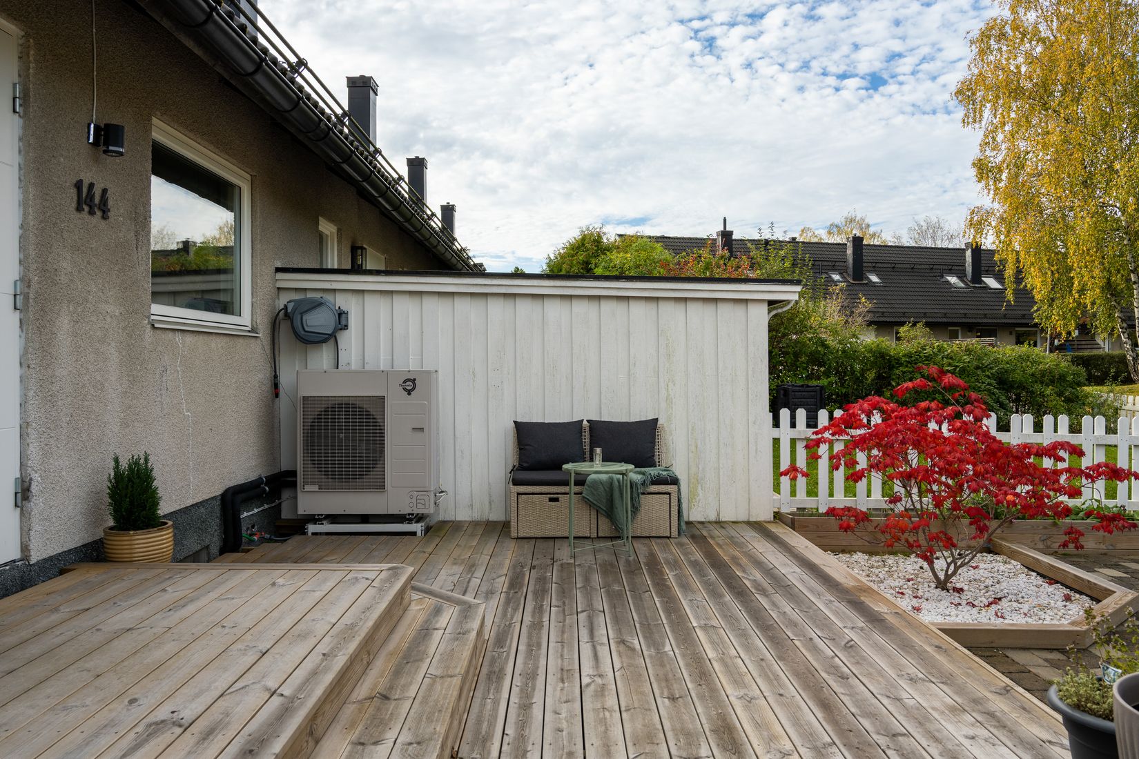 Villa, Radhus, Basgränd 144, Kälvesta, Stockholm