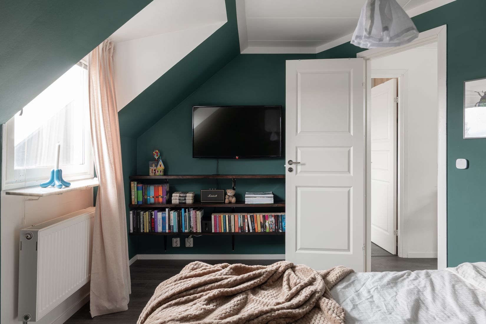 Villa, Radhus, Basgränd 144, Kälvesta, Stockholm