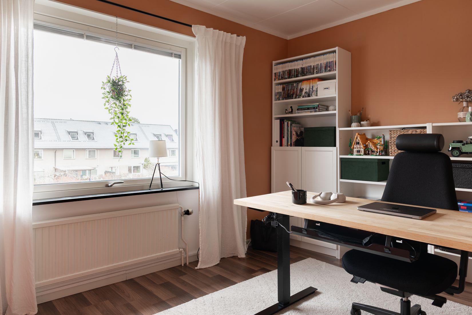 Villa, Radhus, Basgränd 144, Kälvesta, Stockholm