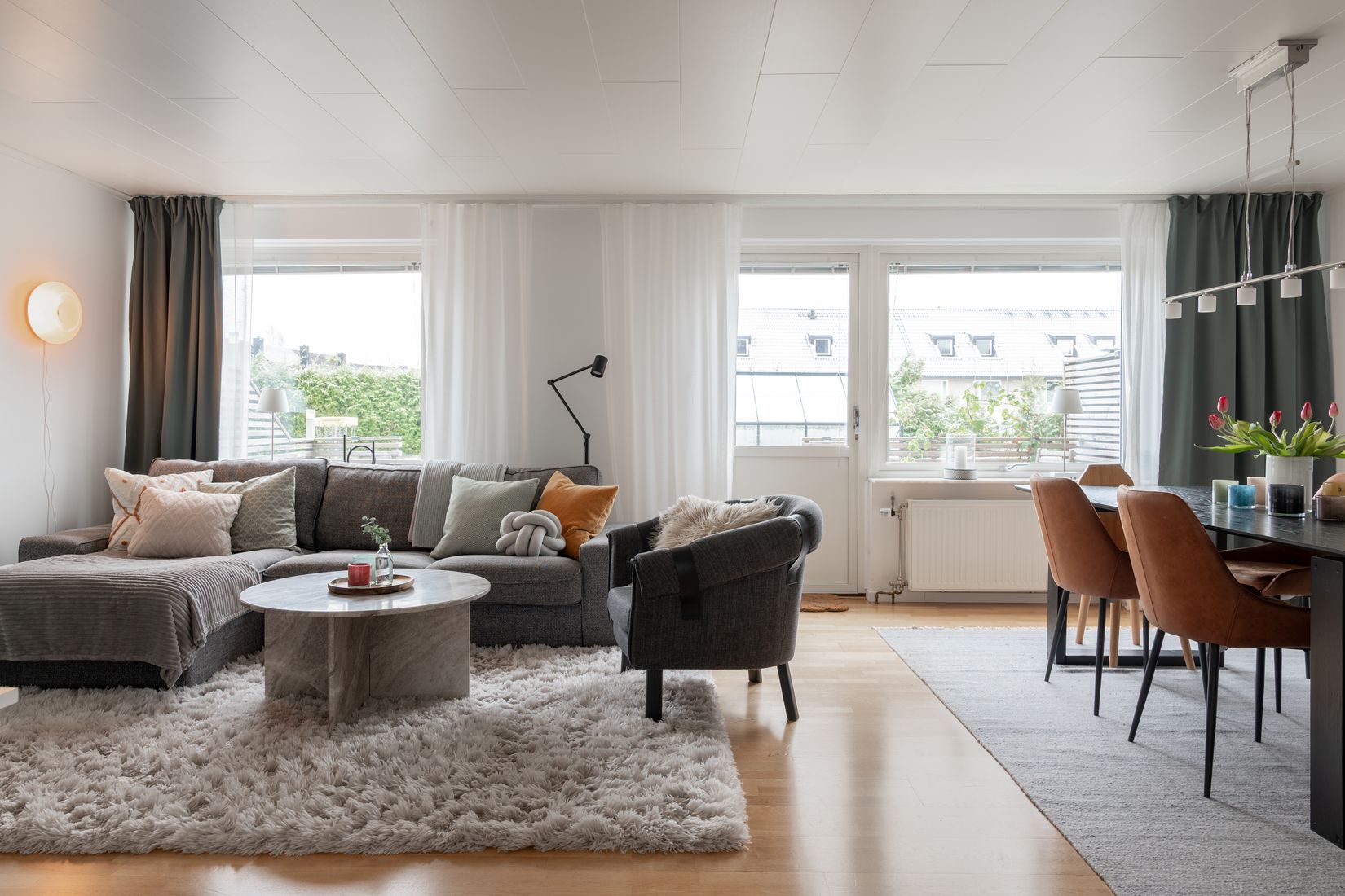 Villa, Radhus, Basgränd 144, Kälvesta, Stockholm