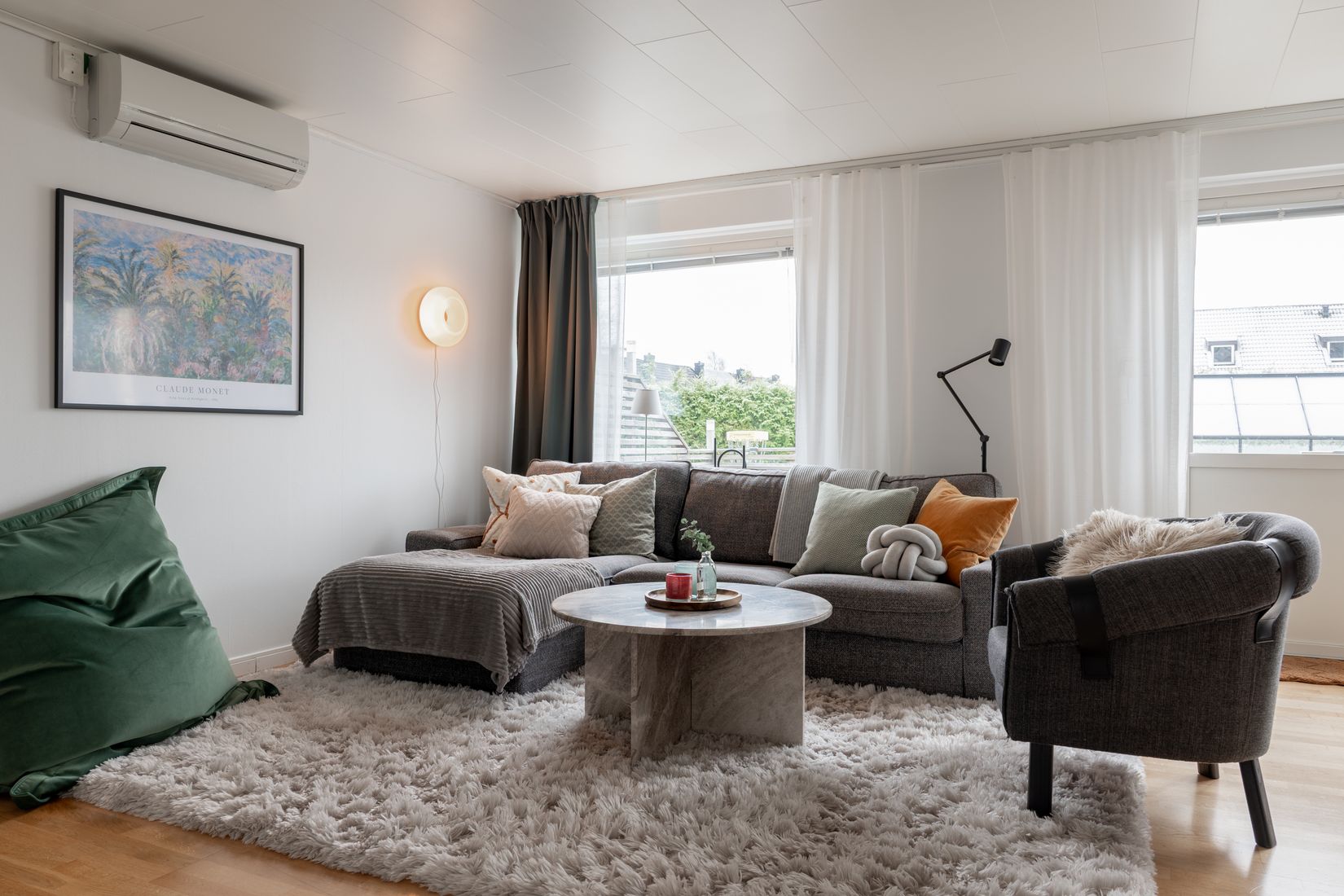 Villa, Radhus, Basgränd 144, Kälvesta, Stockholm