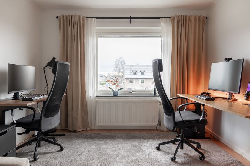 Villa, Radhus, Basgränd 144, Kälvesta, Stockholm