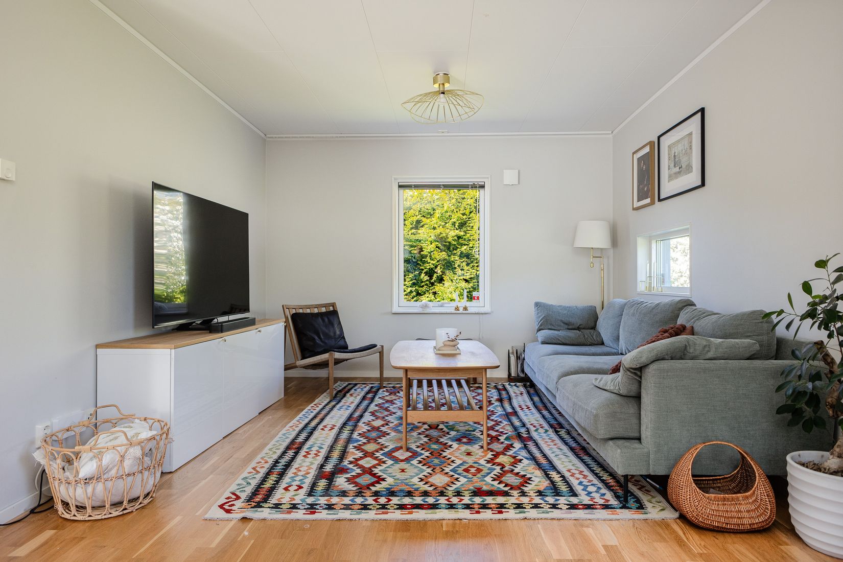 Villa, Kiselvägen 8, Skörby, Håbo