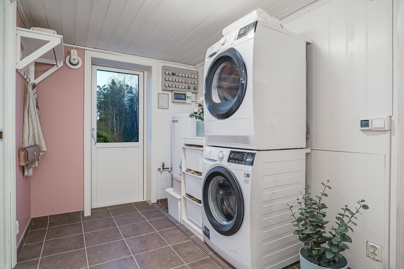 Gård/Skog, Lindbomstjärn 415, Sundsvall