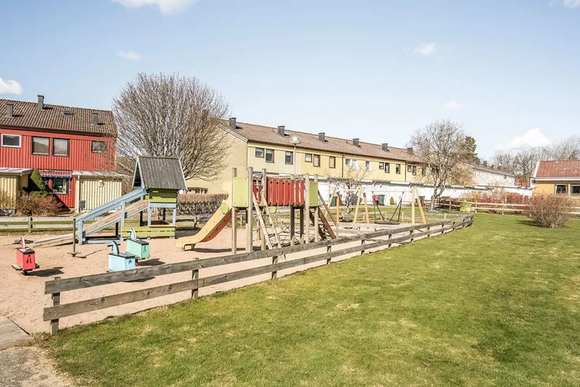 Villa, Radhus, Åvägen 47, Rävlanda, Härryda