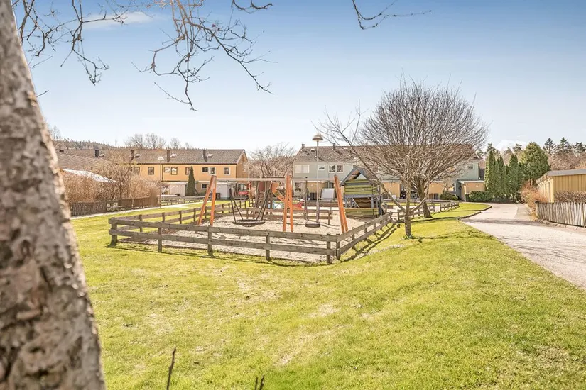 Villa, Radhus, Åvägen 47, Rävlanda, Härryda