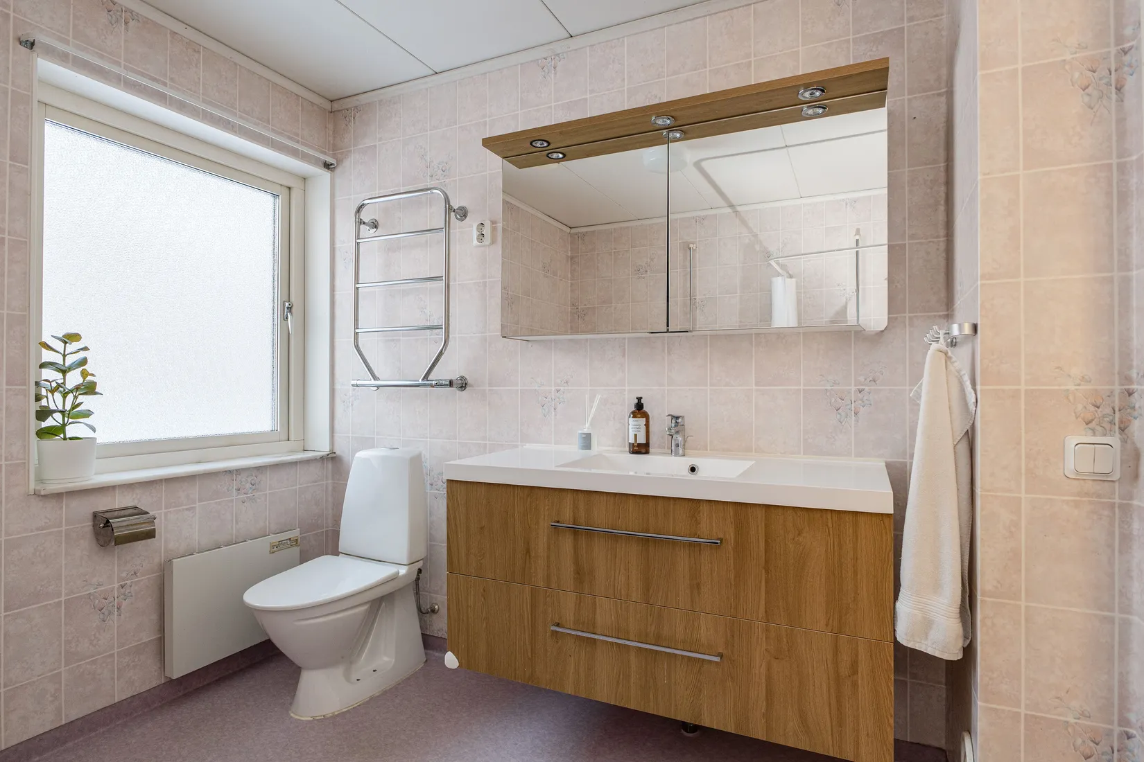 Villa, Simtuna Ulleråker 4, Simtuna Ulleråker, Enköping